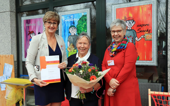 Kaarst: kfd-Frauengemeinschaften zeichneten Brigitte Albrecht als Frau des Jahres aus